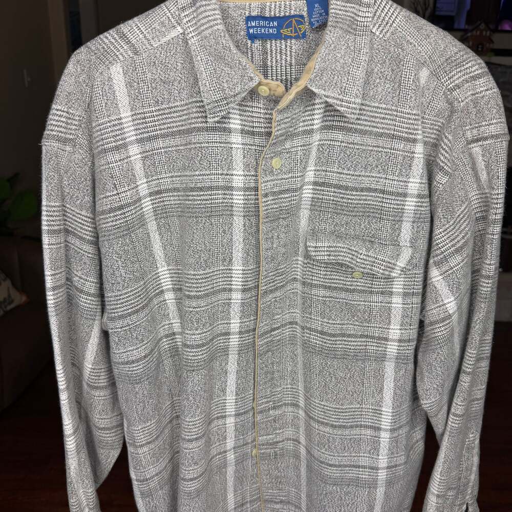 American Weekend Men's Plaid Flannel Shirt XL Gray Button Down Long Sleeve Top